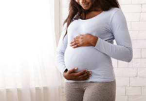 Craving for Foods during pregnancy can be harmful to both the mother and the unborn child, according to a dietician.